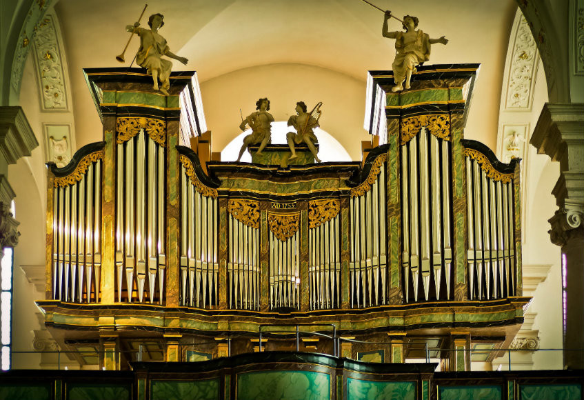 Grandiose Instruments From Bang On: Outsized Musical Instruments